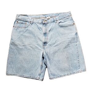 Vintage 00's Levi's 550 Relaxed Fit Size 44 Mens Light Wash Denim Jean Shorts